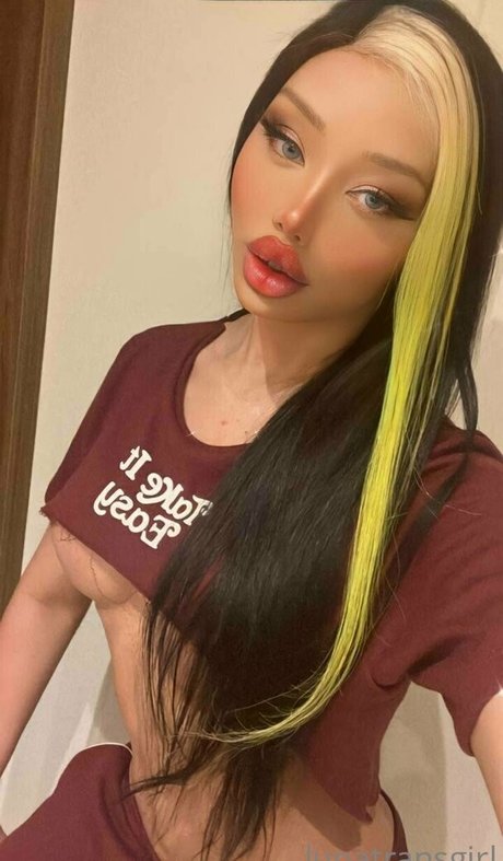 lunatransgirl pornstar pretty pics