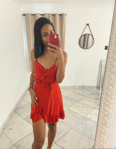 lunatransgirl pornstar erotic galleries