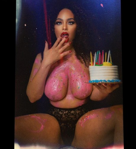 Lovesirensong beautiful actress photo