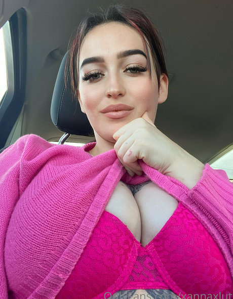 xannaxlut erotic actress pic