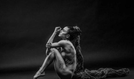 young onlyfans hot naked images