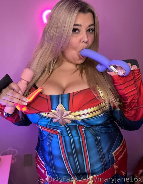 maryjane16x hot model pictures