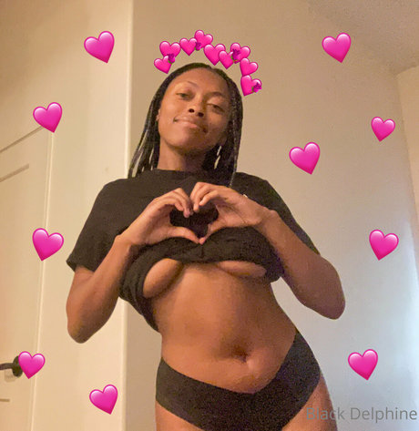 blackdelphine model porn pic
