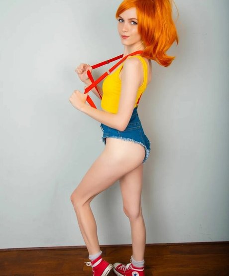 busty mom onlyfans sexy pics