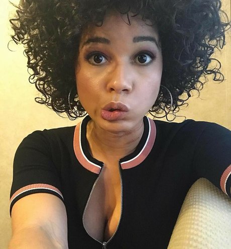 Alisha Wainwright pretty pornstar pics