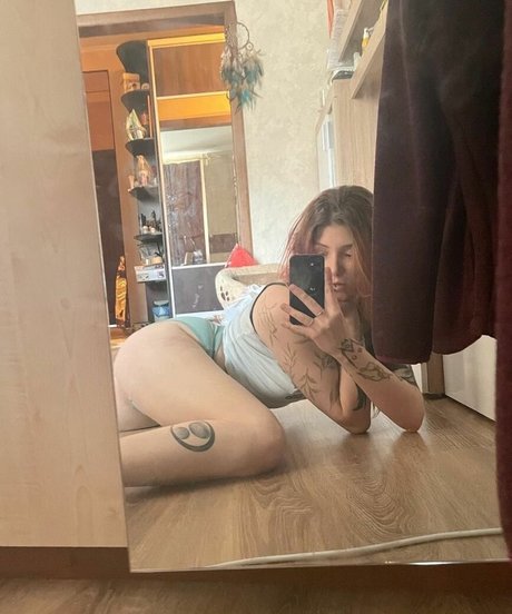 LittlePolly102 star top picture