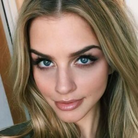 Marina Laswick xxx pornstar images