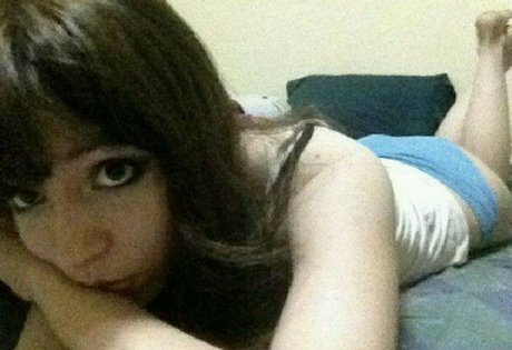 Nekoemy model sexy galleries