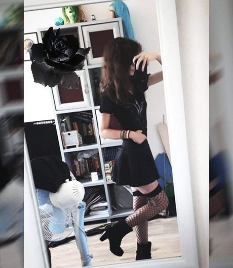 hairy pregnant onlyfans hot sex photo