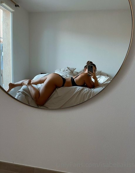 Isabellakiss naked star pic