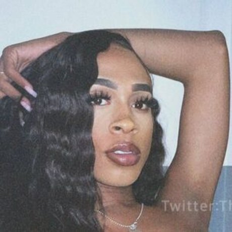 Giginatureee star erotic archive