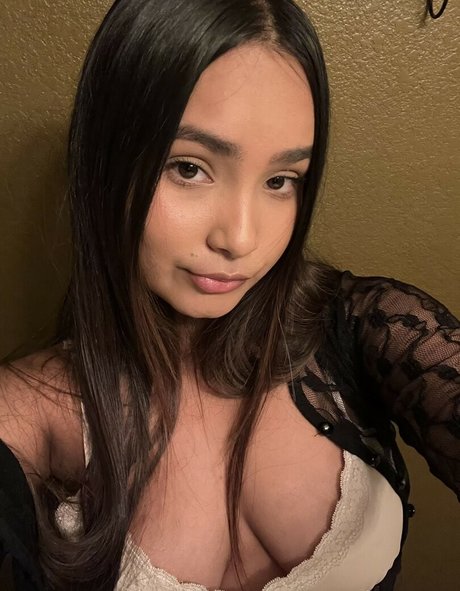 tanned onlyfans xxx pic