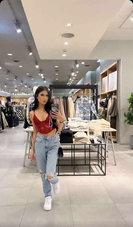 Latina Beauties best model pics