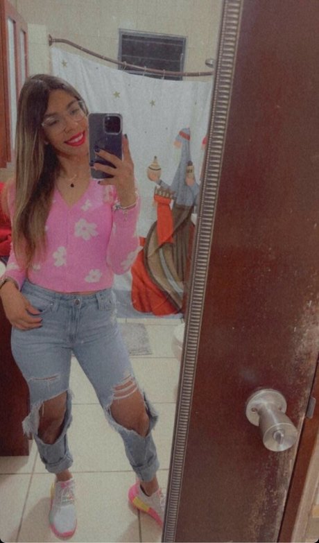 Latina Beauties porn star photo