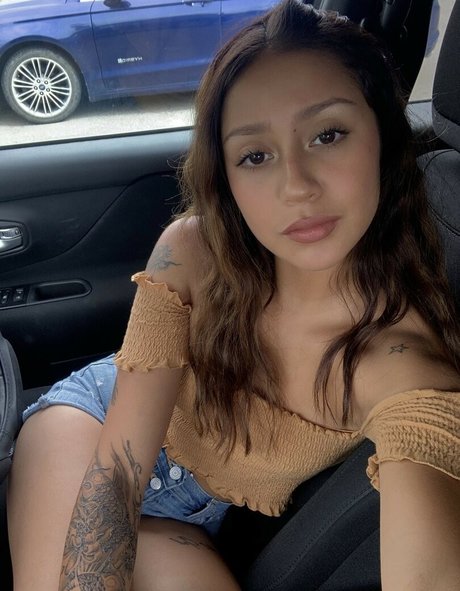 Latina Beauties naked star archive