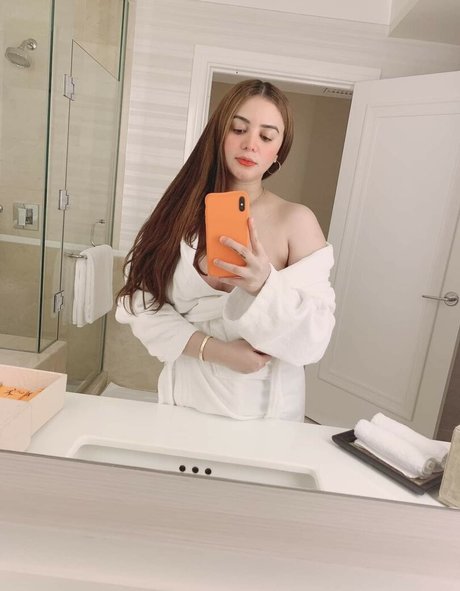 Georgina Knight pornstar photos