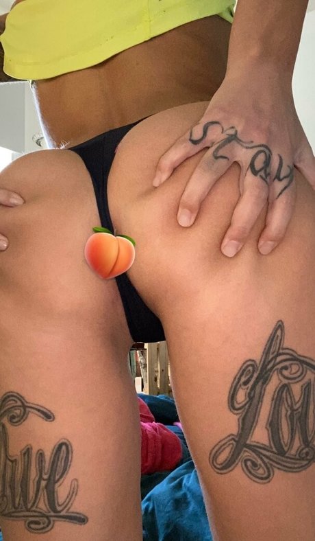 Stephaelle Macias nude model images