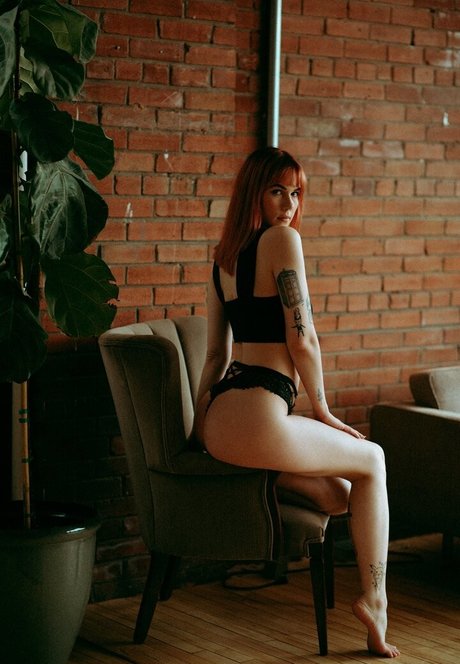 Rosemoontv model images