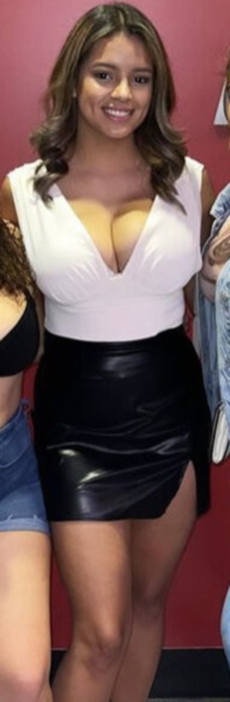 Leslie Sanchez actress picture