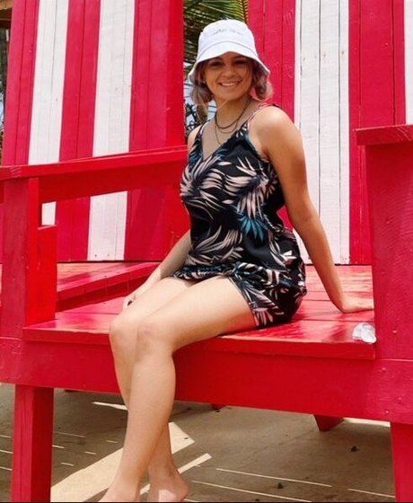 Leslie Sanchez porn actress galleries