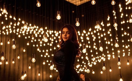 Leslie Sanchez hot actress pic