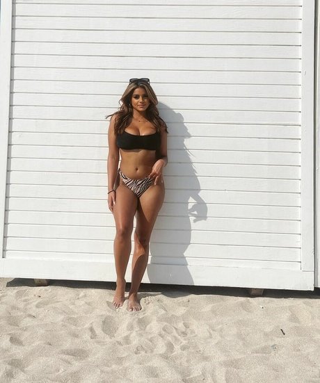 Leslie Sanchez nice model picture