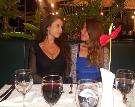 young onlyfans art porn galleries