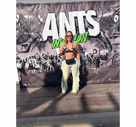 girl on girl onlyfans best pictures