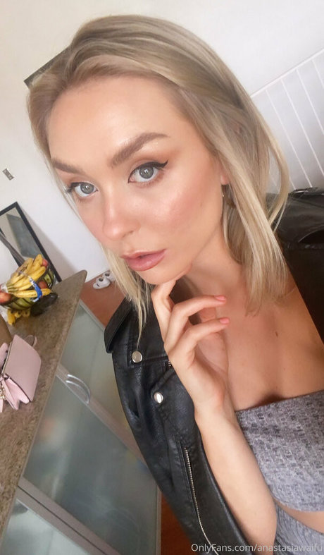 anastasiawaifu nude actress gallery