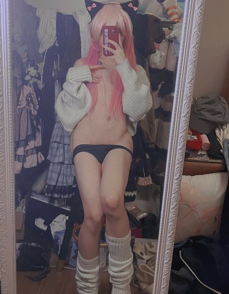 siokaratako pornstar naked photo