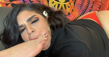 feetmob model hd photo