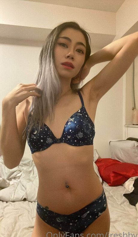 feet teen onlyfans naked image