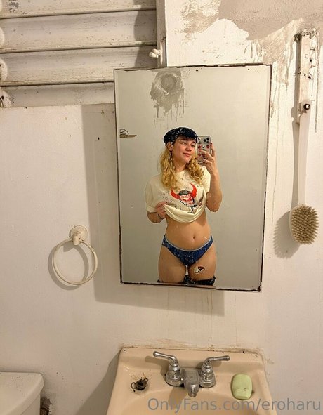 eroharu pornstar exclusive photos