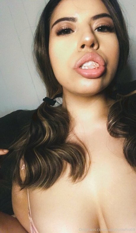 babyboowho69 naked pornstar photo