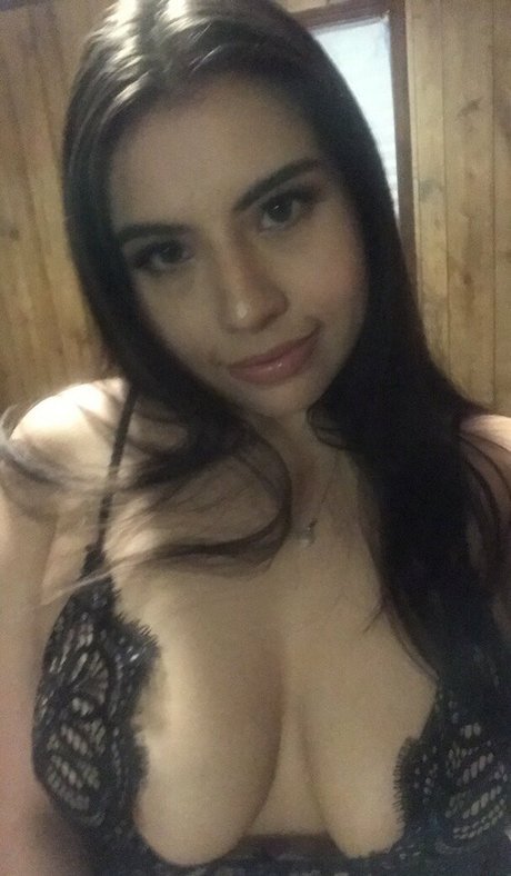 babyboowho69 pretty actress pics