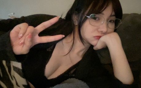 petite slut onlyfans free naked gallery