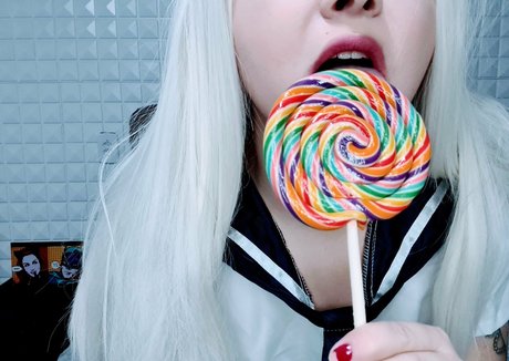 asian top onlyfans top picture