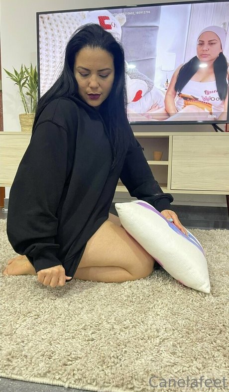 canelafeet1 model xxx img