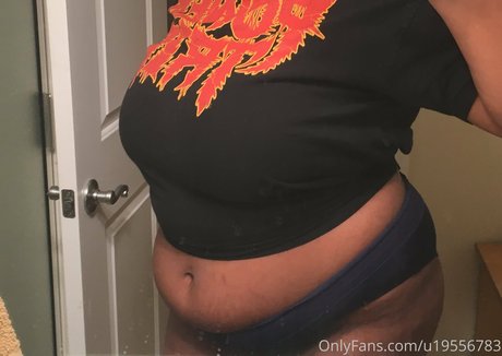 lilithlondon adult model photo