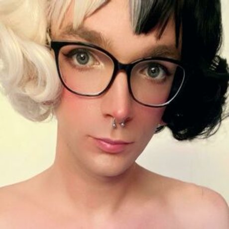 eevie chan sexy star pic