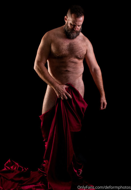 deformphotos actress picture