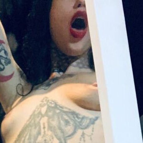 Thulle Montes nude star galleries