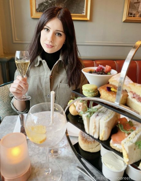 mooreerinxxx high quality actress pics