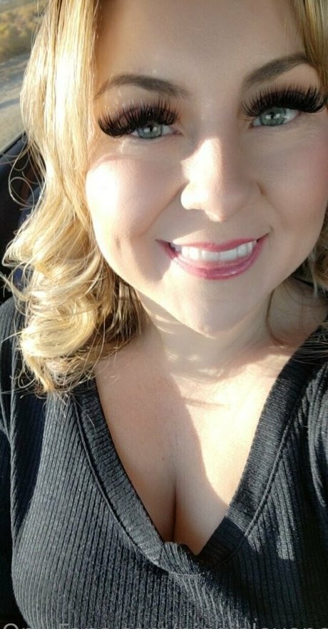 piggielovencock star sex pictures