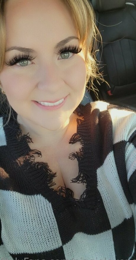 piggielovencock star nudes img