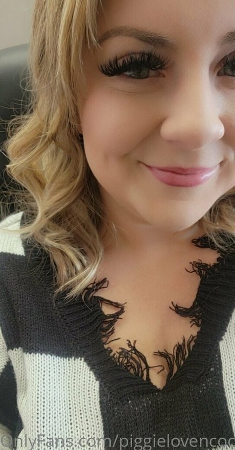 piggielovencock exclusive model images