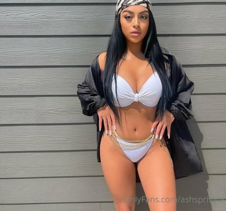 ashsprivate nude pornstar pic