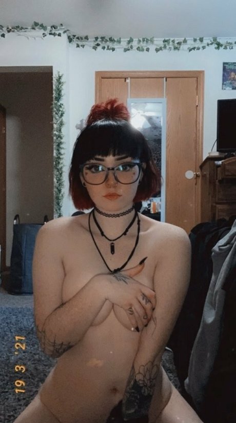 biggtittygothgirl perfect star picture