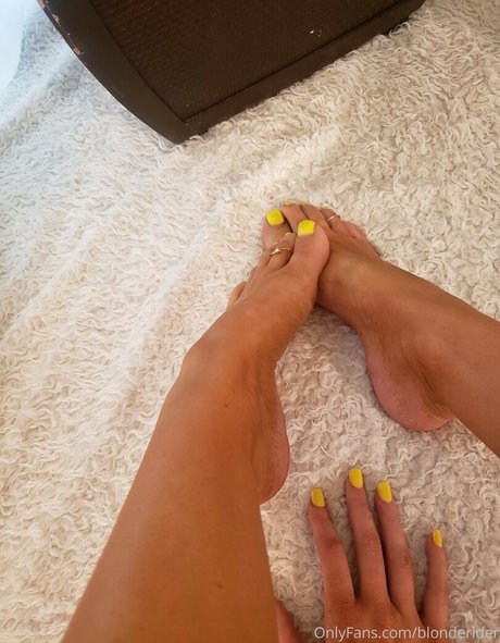 girl on girl onlyfans art xxx image