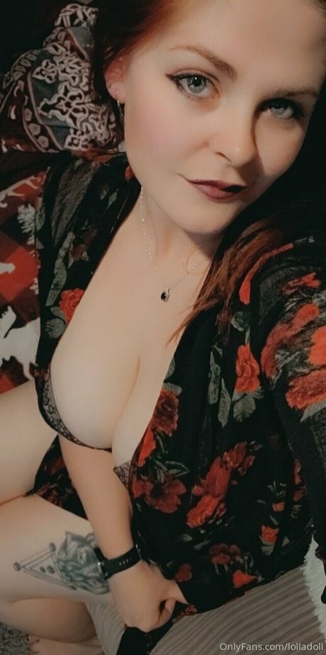 lolladoll nudes actress pics